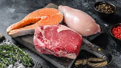 É possível deixar de comer carne e comer principalmente peixe? É necessário estar atento a estes aspectos